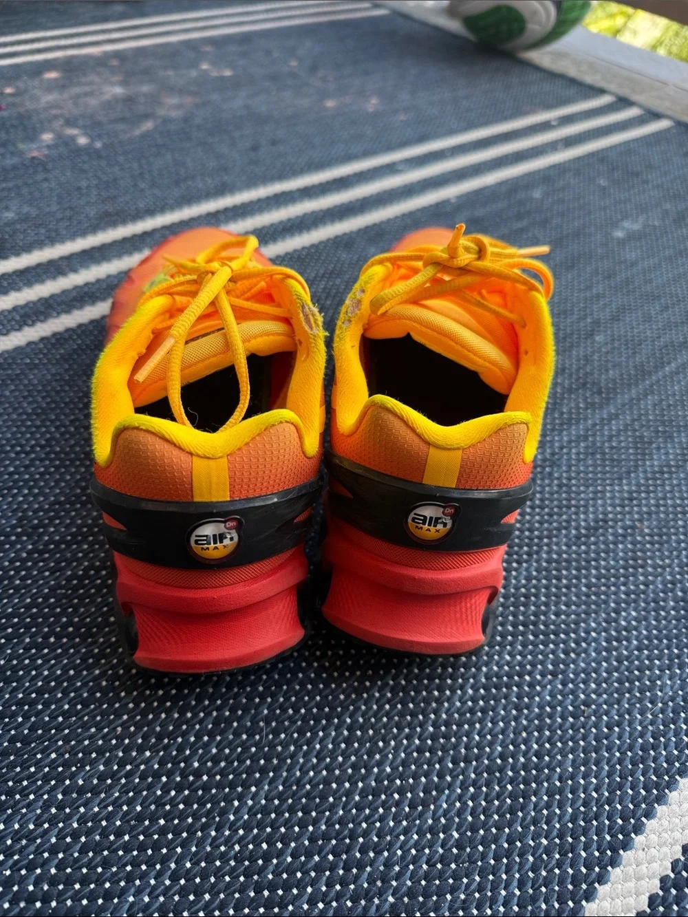 Nike nicky youth